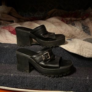 Black platform sandals